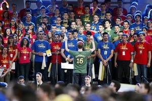 Thumbnail image for students sing for Pope in Zagreb June 4 2011.jpg